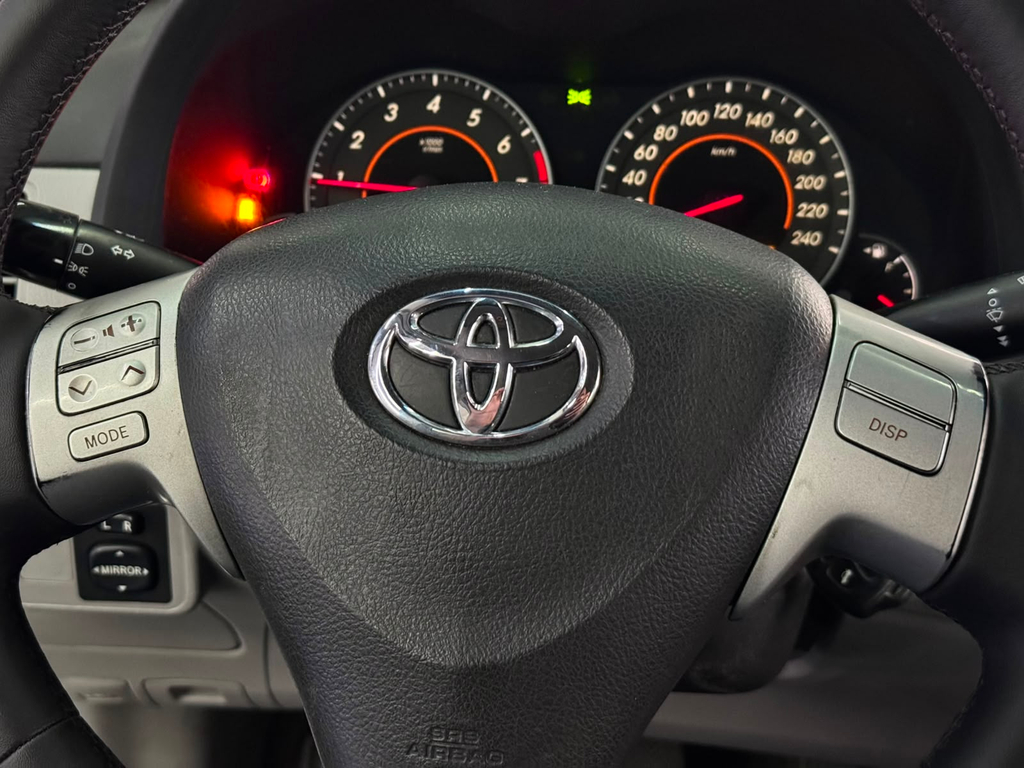 Toyota Corolla Prata