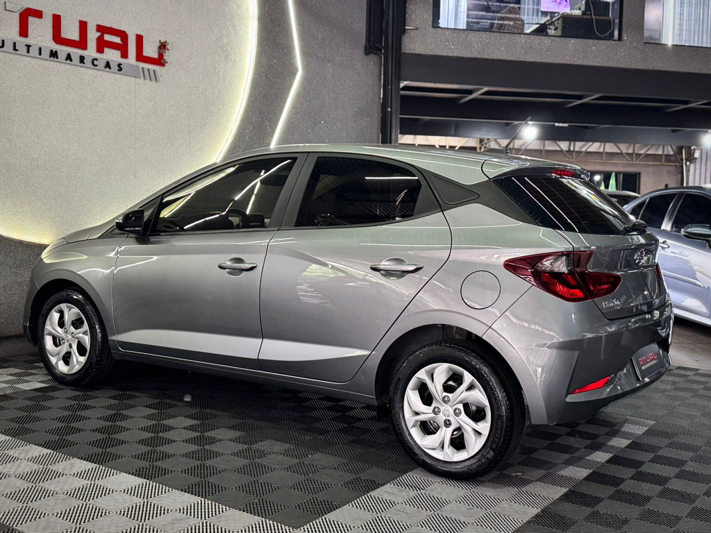 Hyundai HB20 Cinza