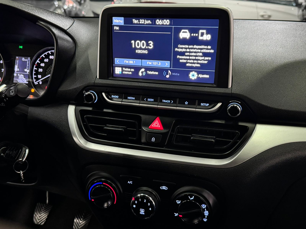 Hyundai HB20 Cinza