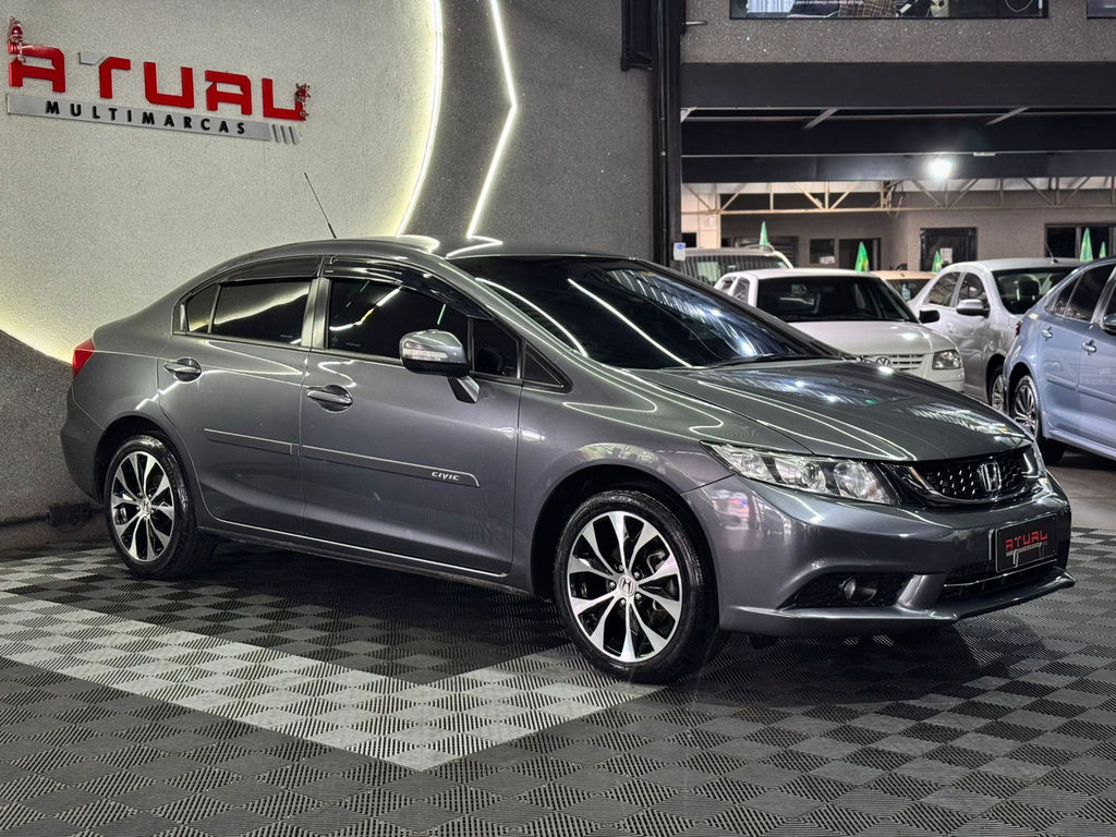 Honda Civic Cinza