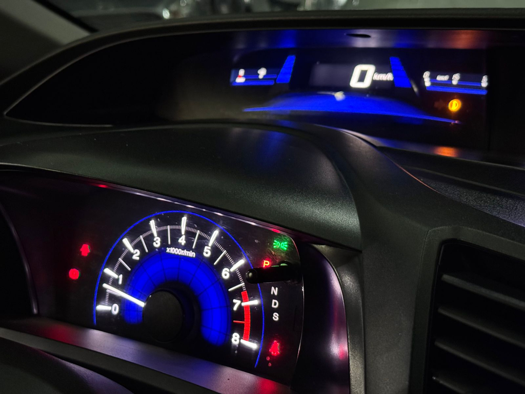 Honda Civic Cinza