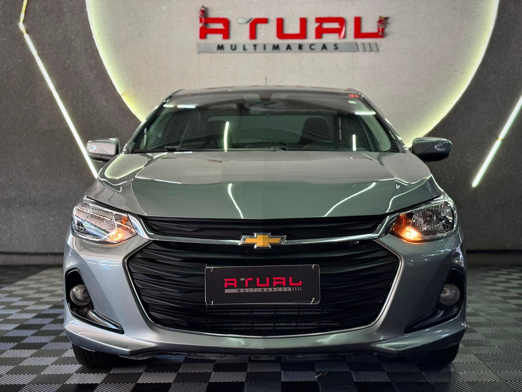 Chevrolet Onix Sedan Prata