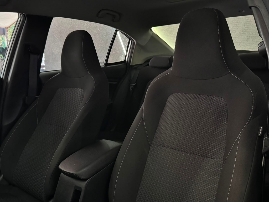 Chevrolet Onix Sedan Prata