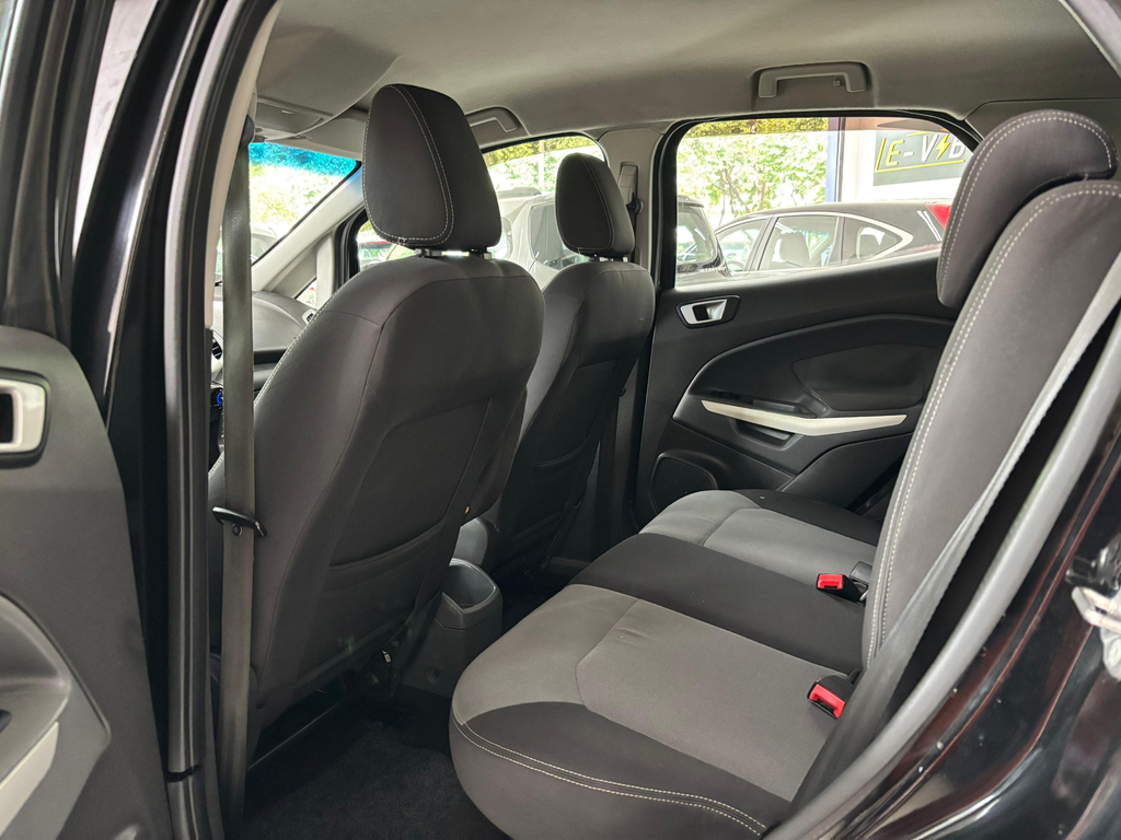 Ford EcoSport Preto
