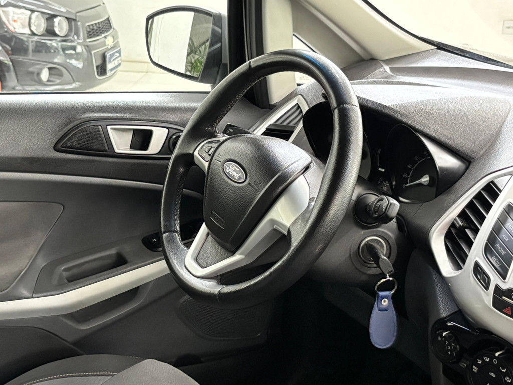 Ford EcoSport Preto