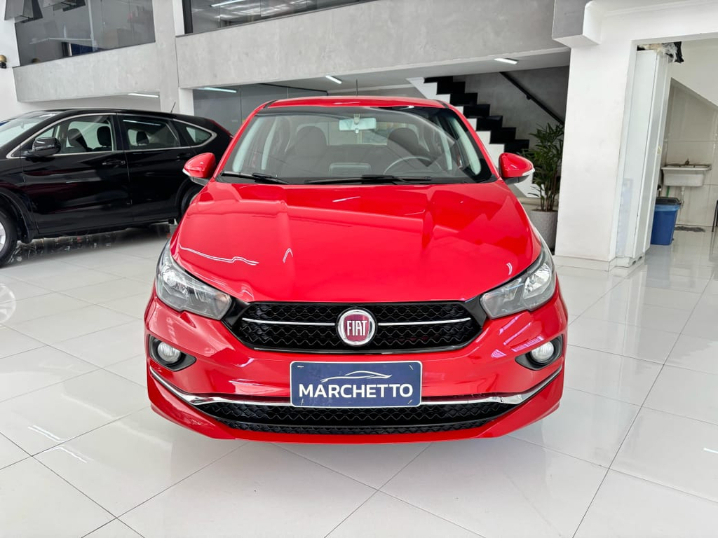 Fiat Cronos Vermelho