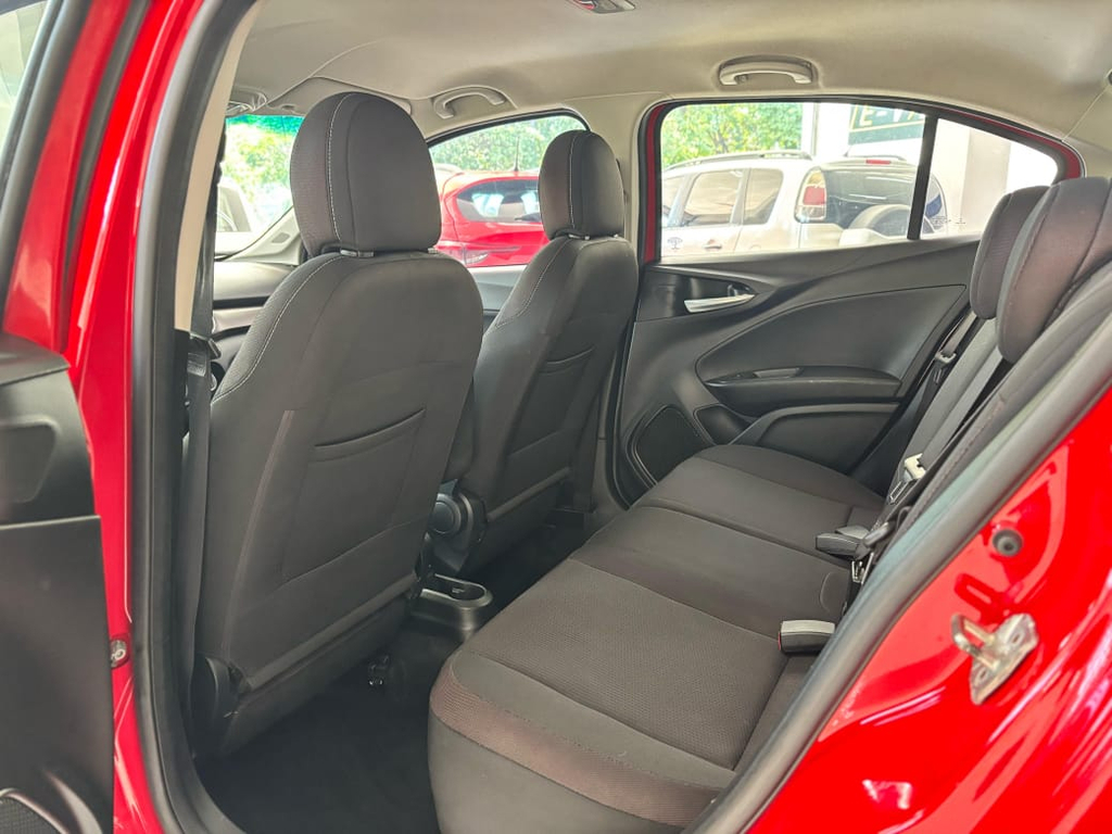 Fiat Cronos Vermelho