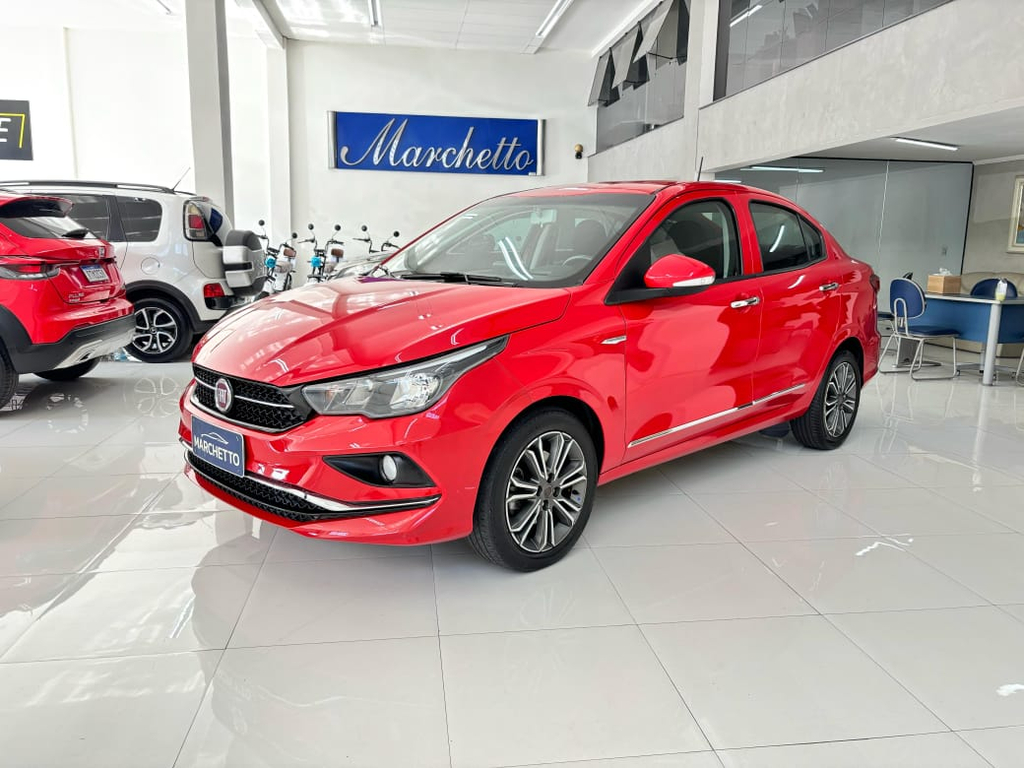Fiat Cronos Vermelho