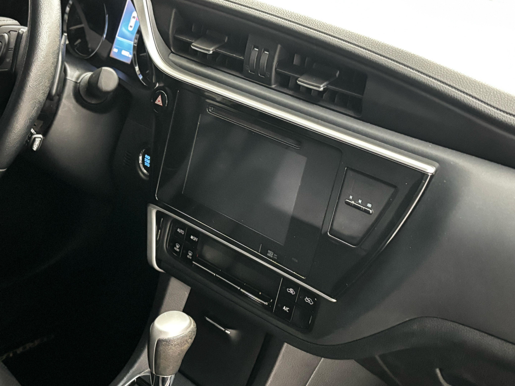 Toyota Corolla Cinza