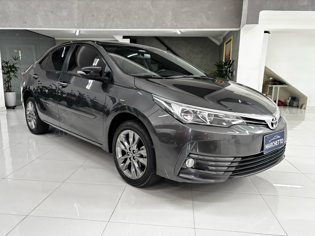 Toyota Corolla Cinza