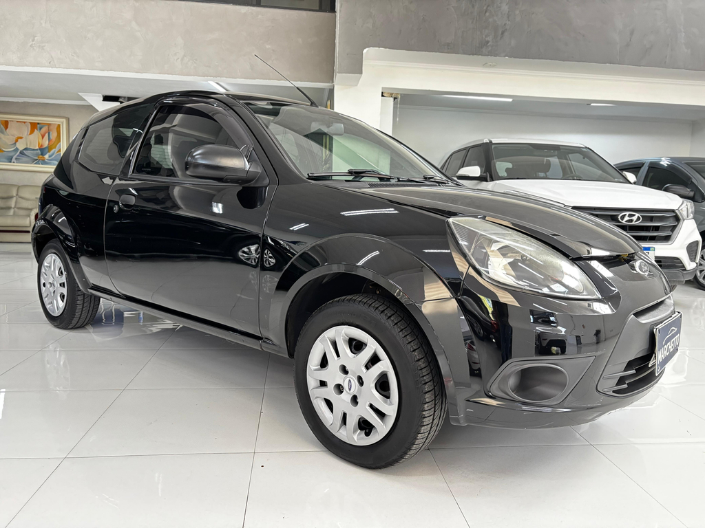 Ford Ka Hatch Preto
