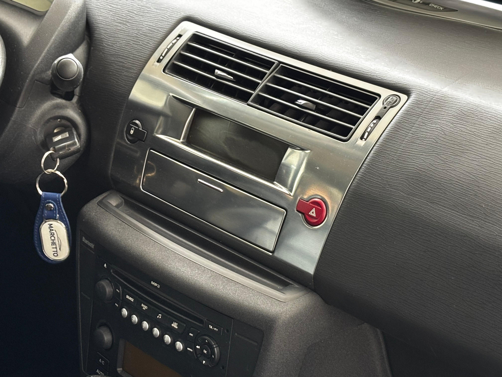 Citroen C4 Preto