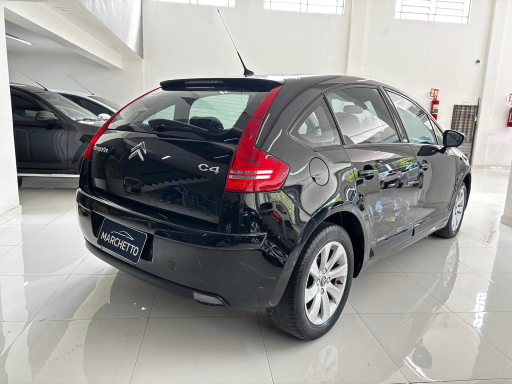 Citroen C4 Preto