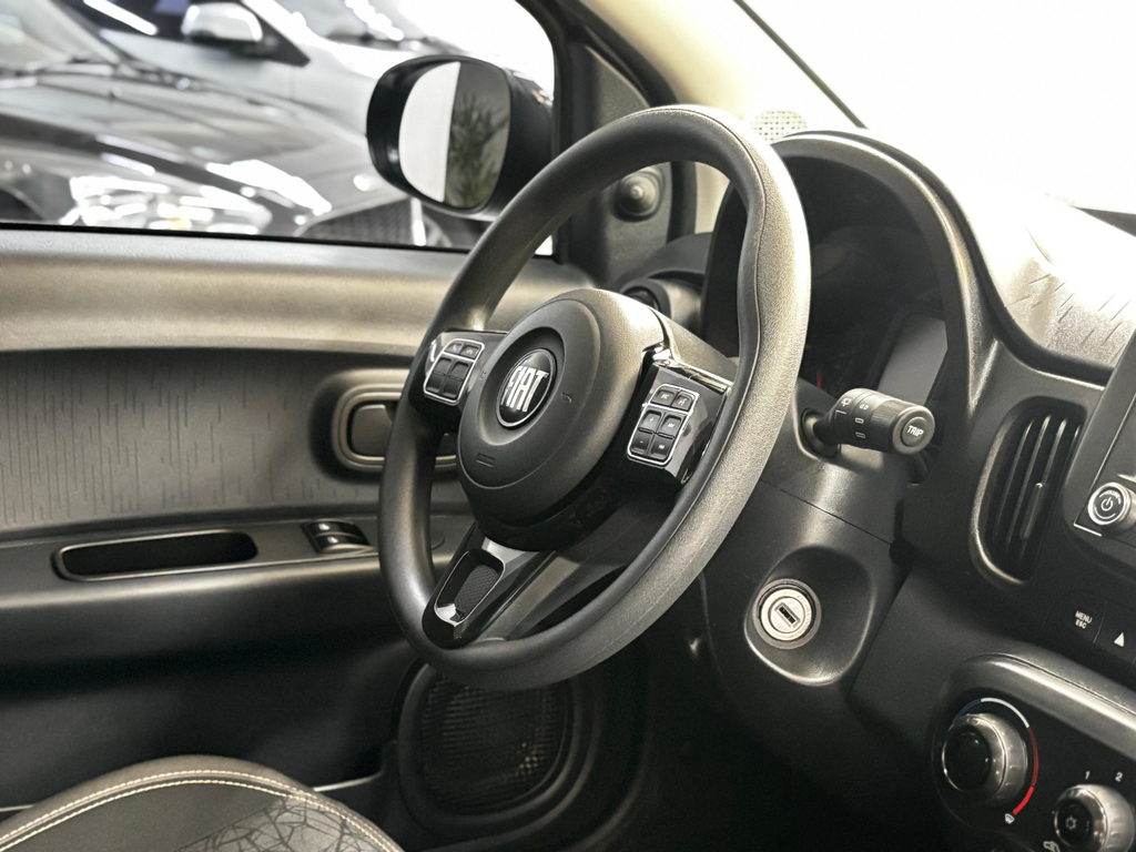 Fiat Mobi Cinza