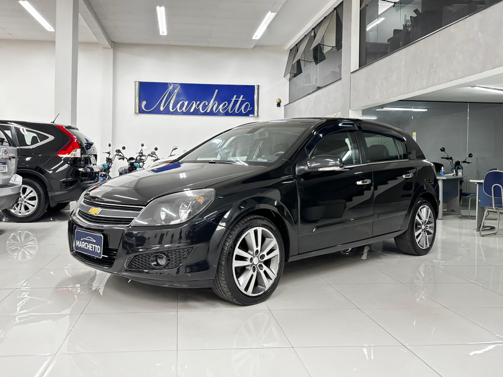 Chevrolet Vectra Hatch Preto