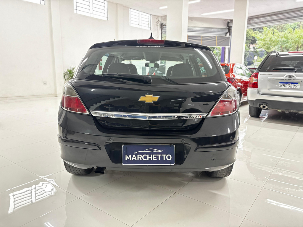 Chevrolet Vectra Hatch Preto