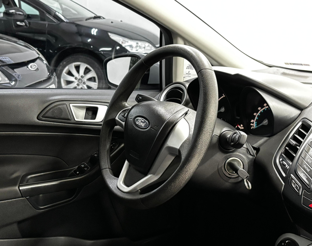 Ford New Fiesta Hatch Branco