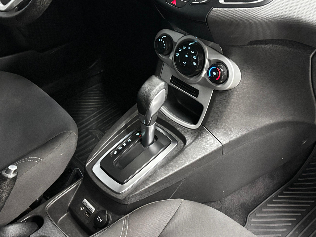 Ford New Fiesta Hatch Branco