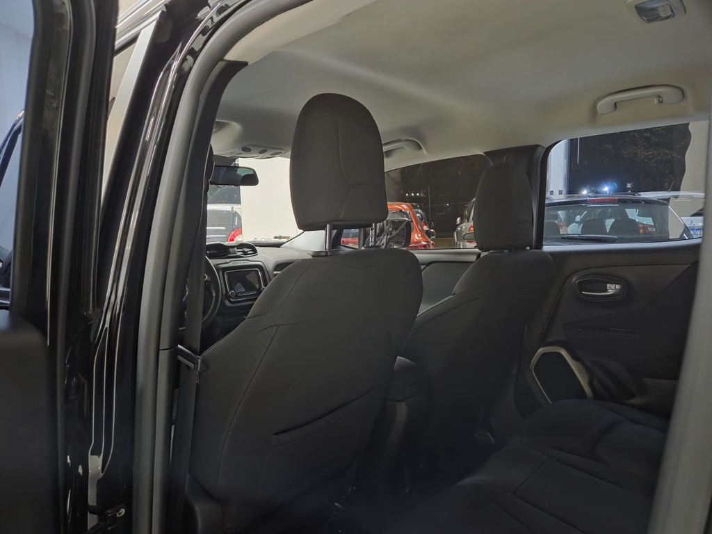 Jeep Renegade Preto