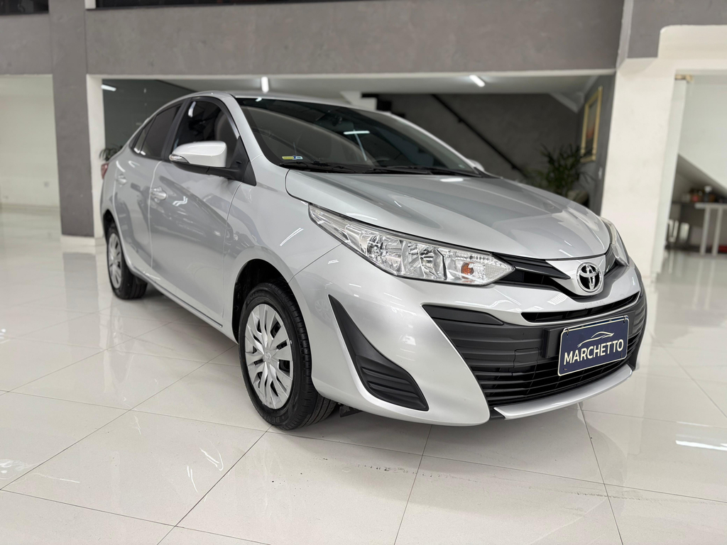 Toyota Yaris Prata