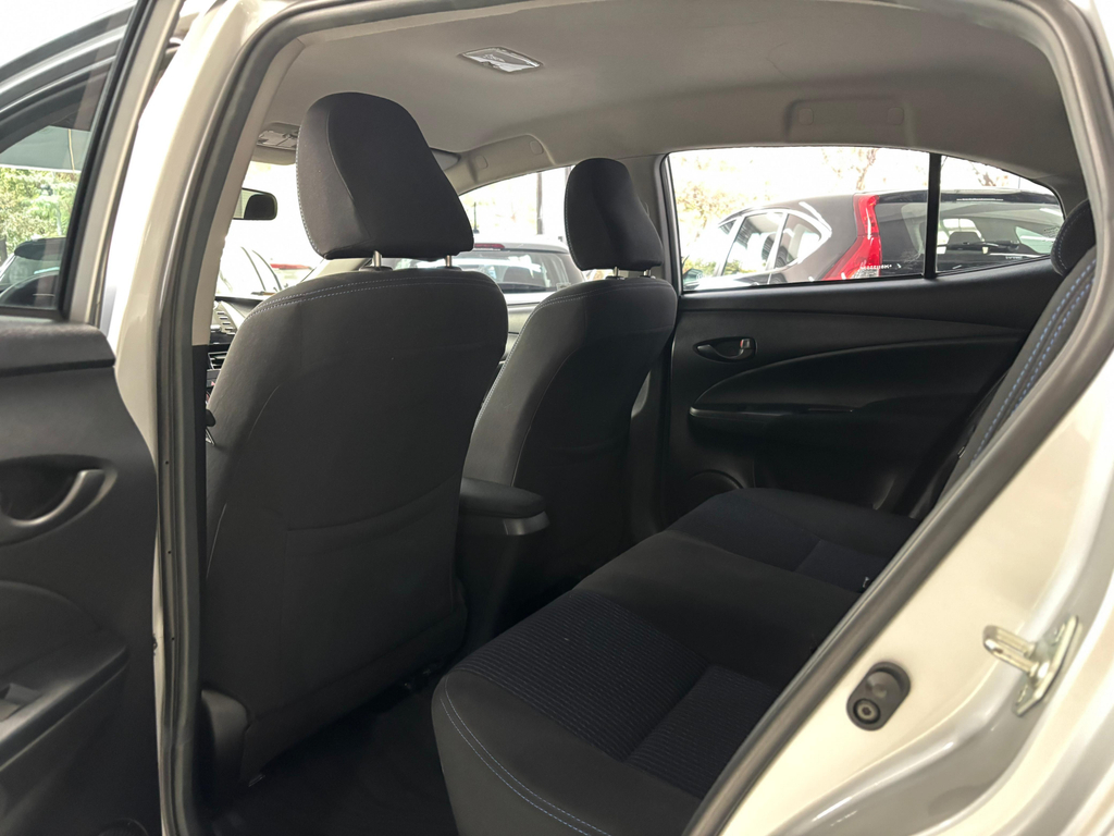 Toyota Yaris Prata