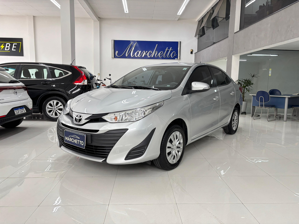 Toyota Yaris Prata