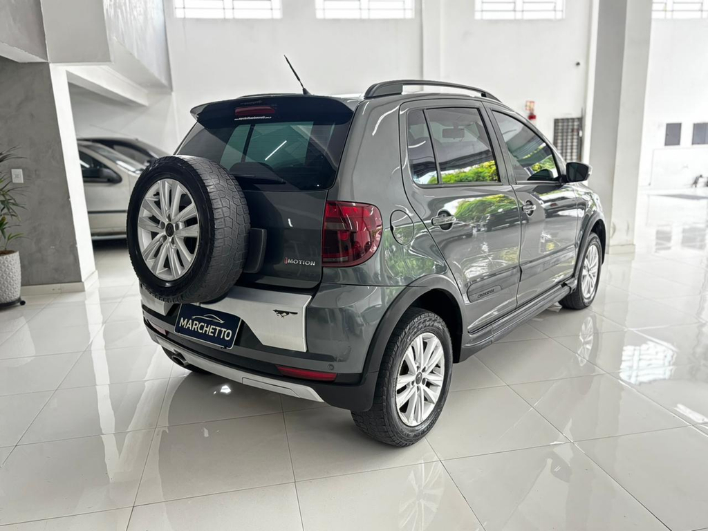 Volkswagen CrossFox Cinza