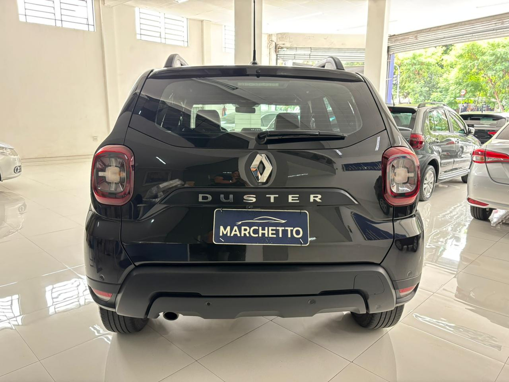 Renault Duster Preto