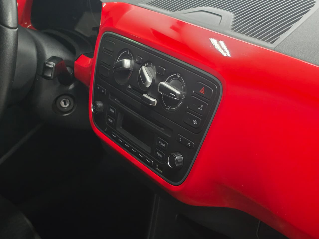 Volkswagen up! cross Vermelho