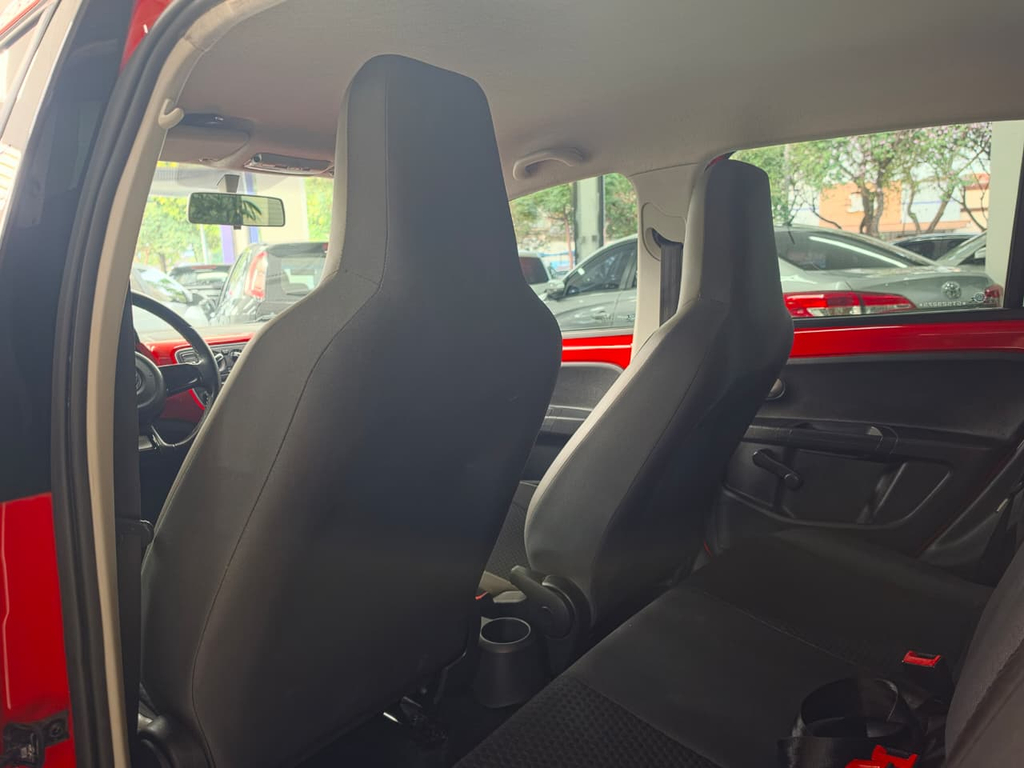 Volkswagen up! cross Vermelho