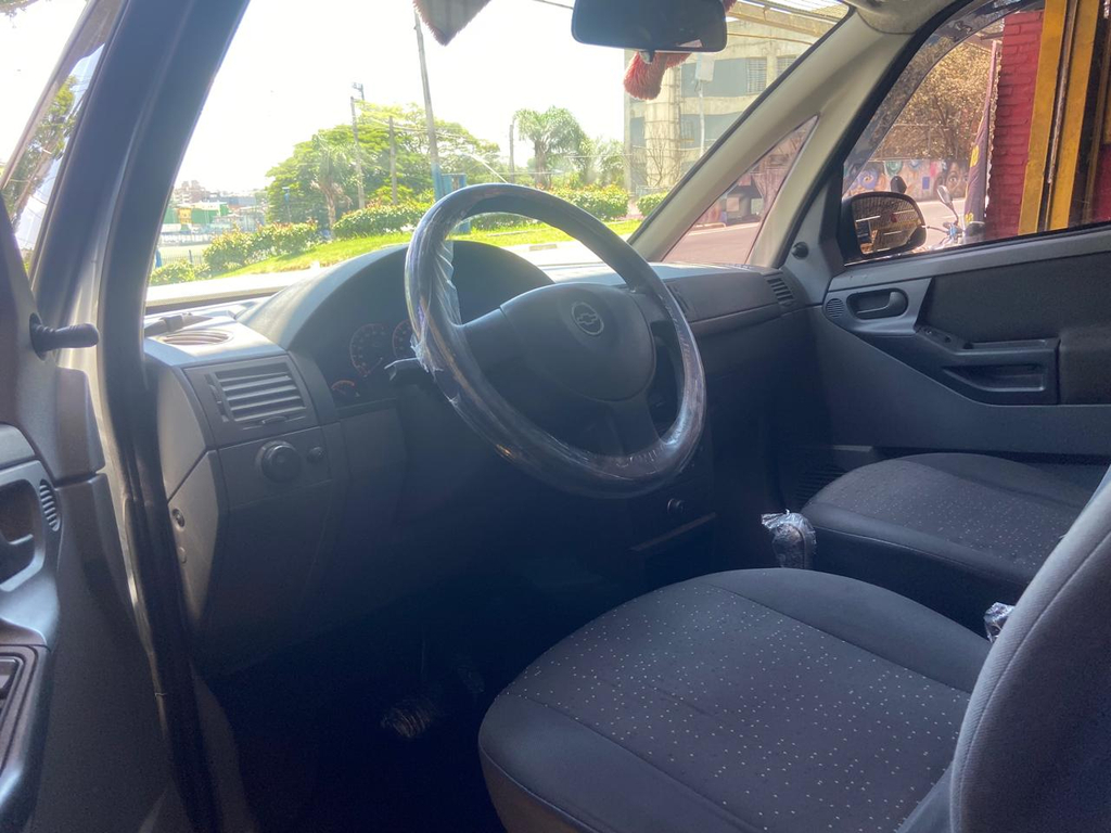 Chevrolet Meriva Prata