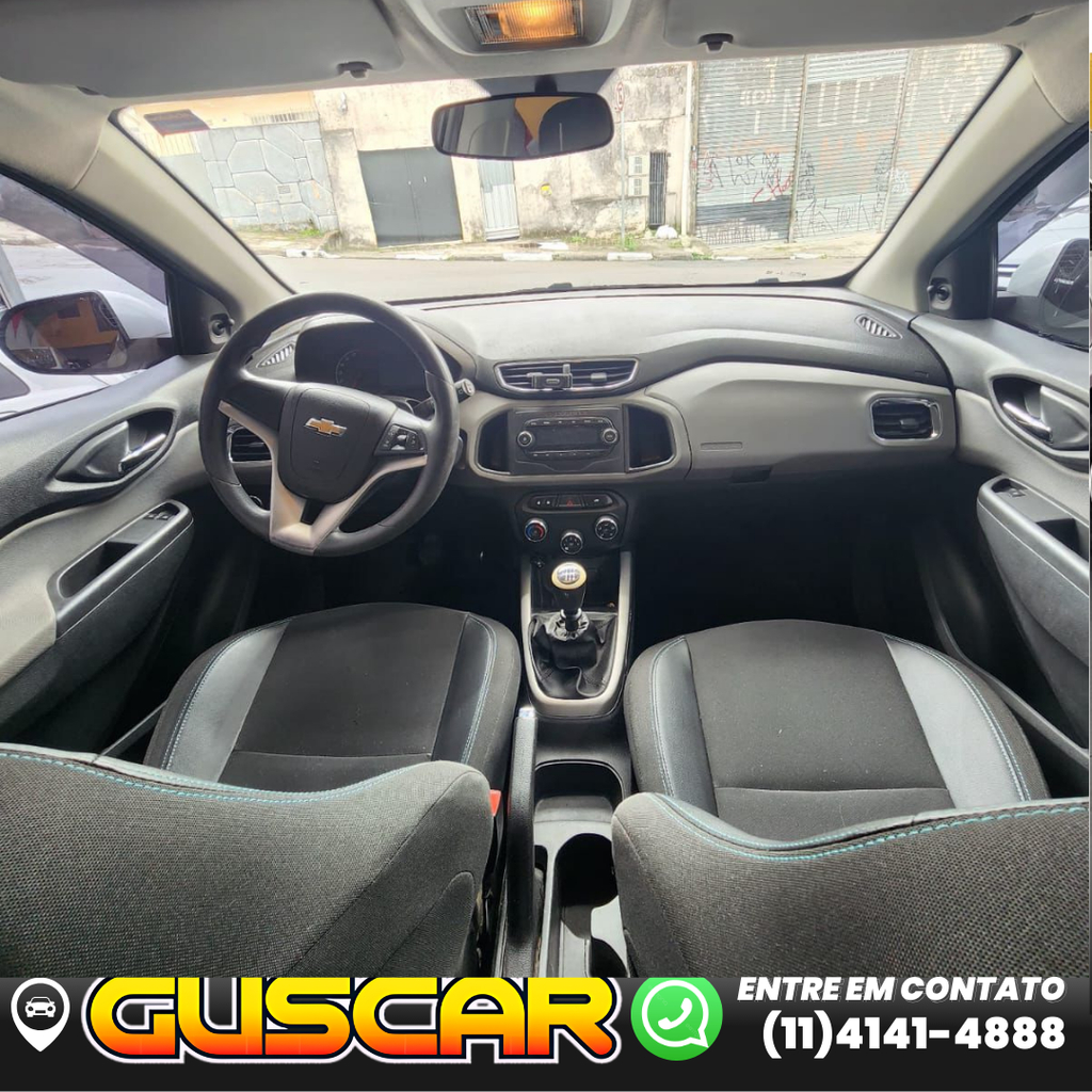 Chevrolet Onix Prata
