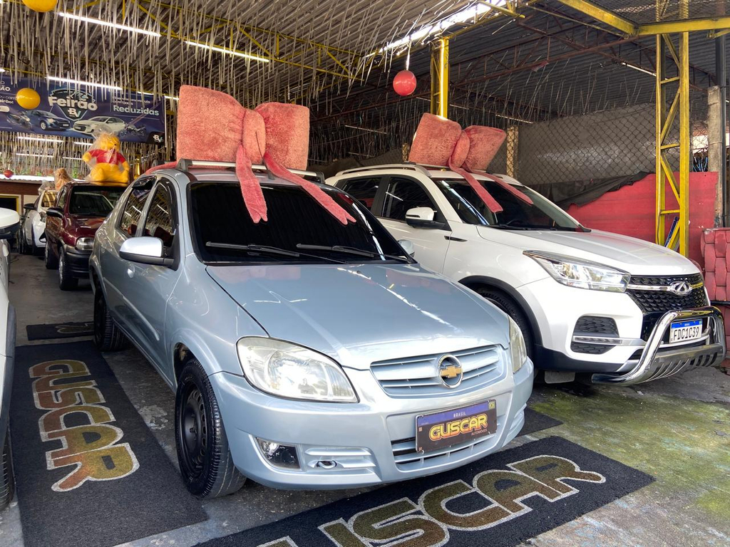 Chevrolet Prisma Prata