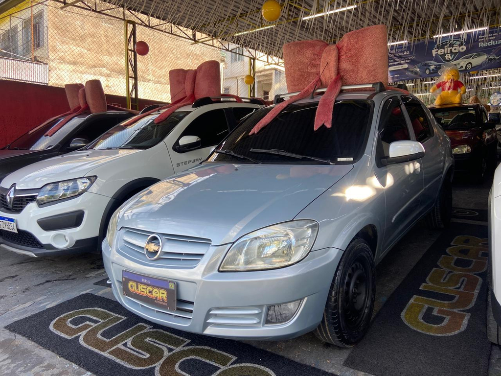 Chevrolet Prisma Prata