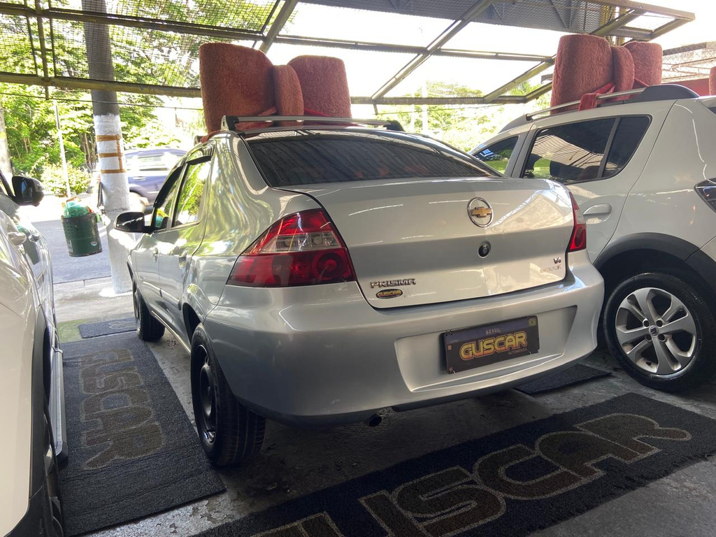 Chevrolet Prisma Prata