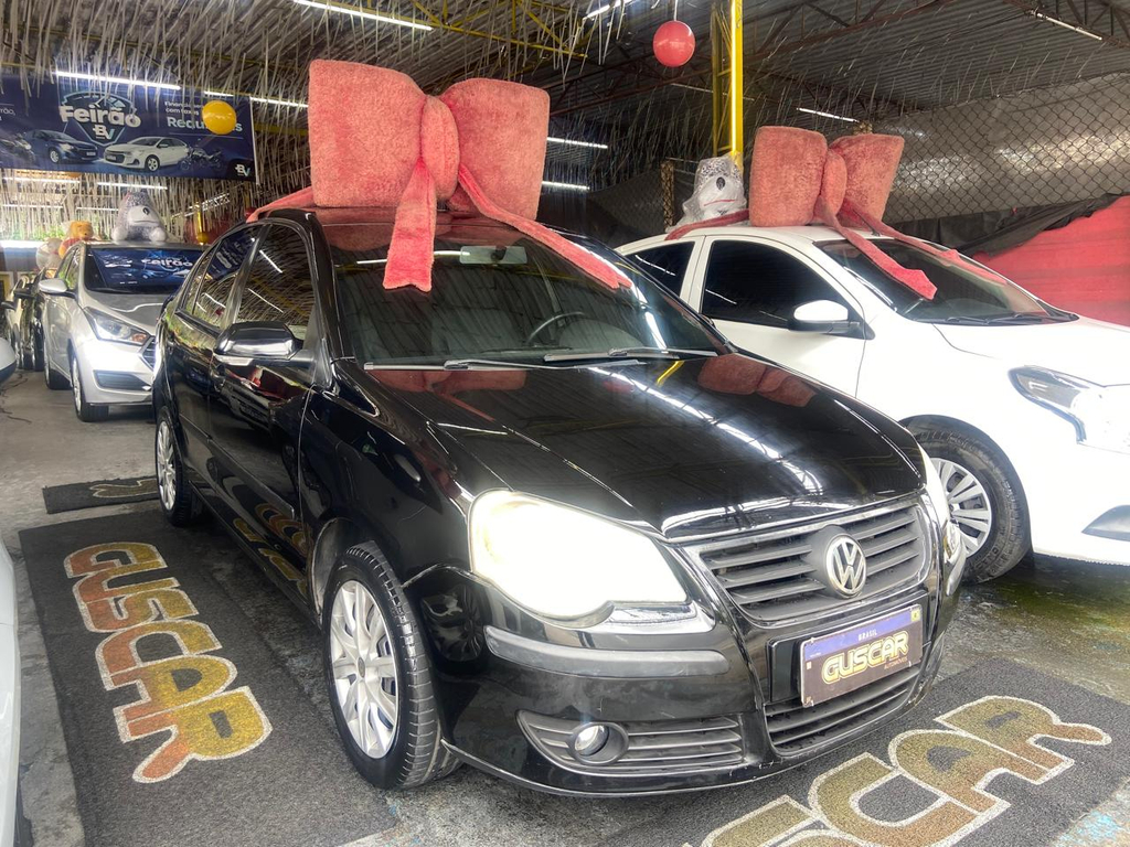Volkswagen Polo Sedan Preto