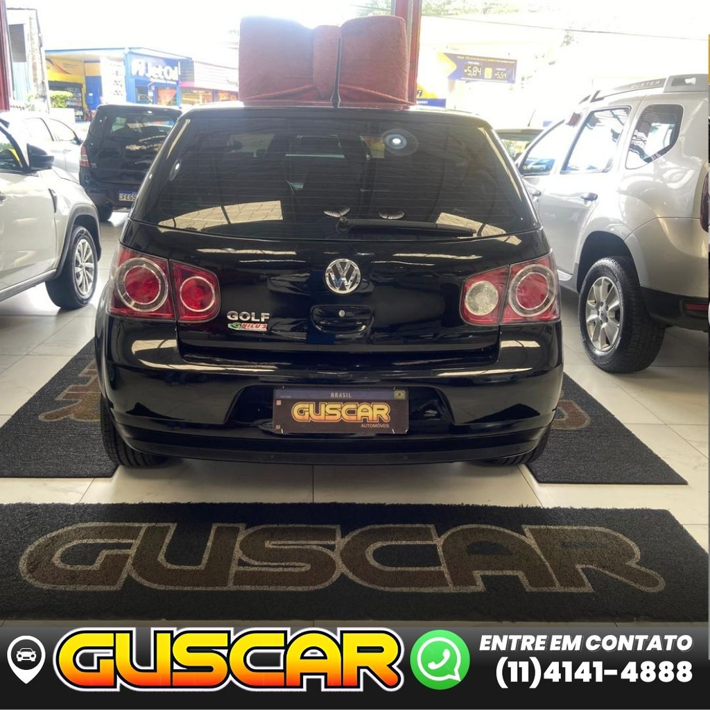 Volkswagen Golf Preto