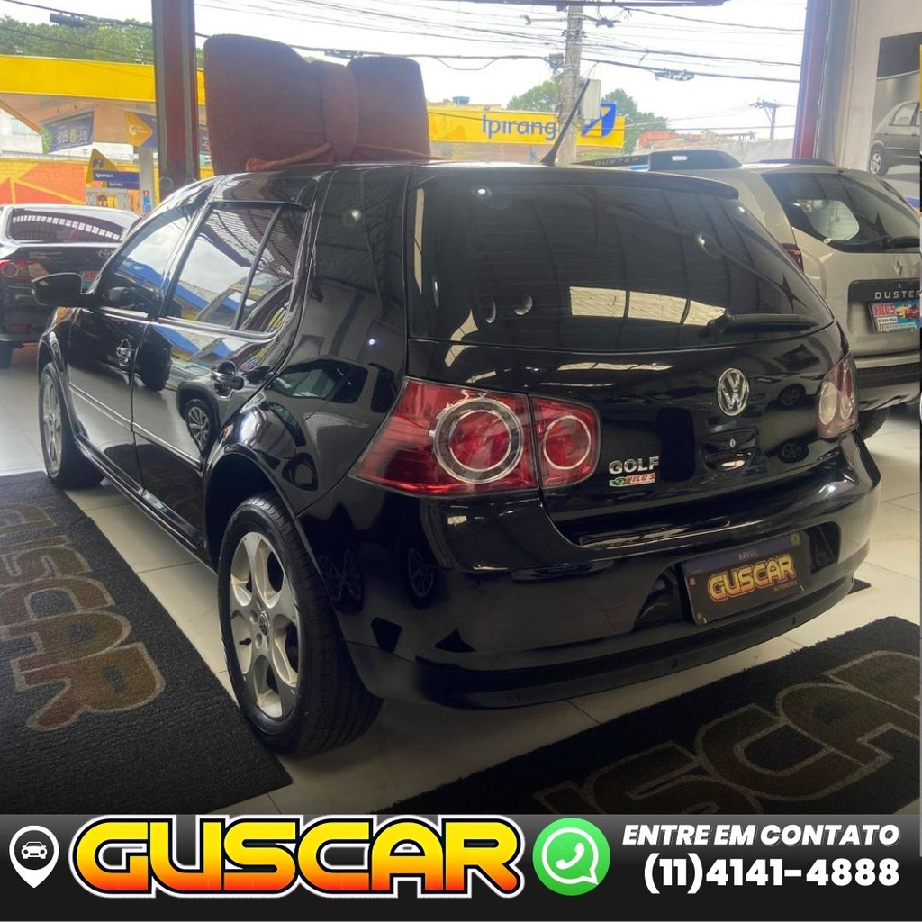 Volkswagen Golf Preto