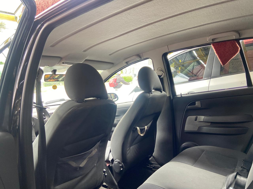 Volkswagen Fox Preto