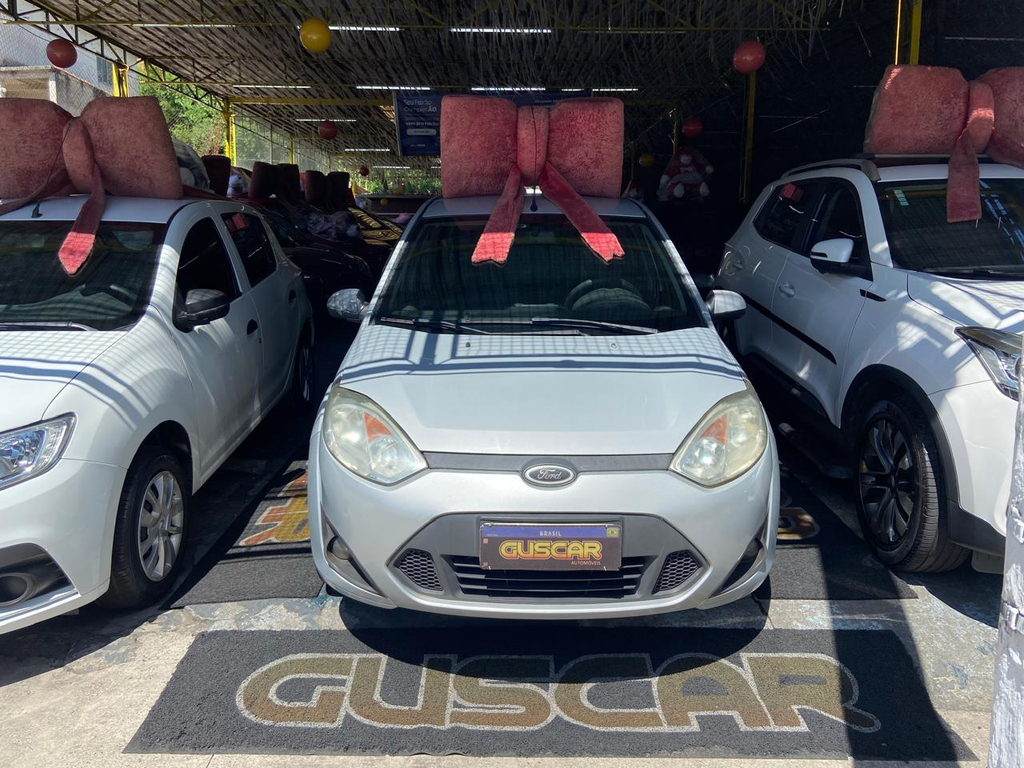 Ford Fiesta Sedan Prata
