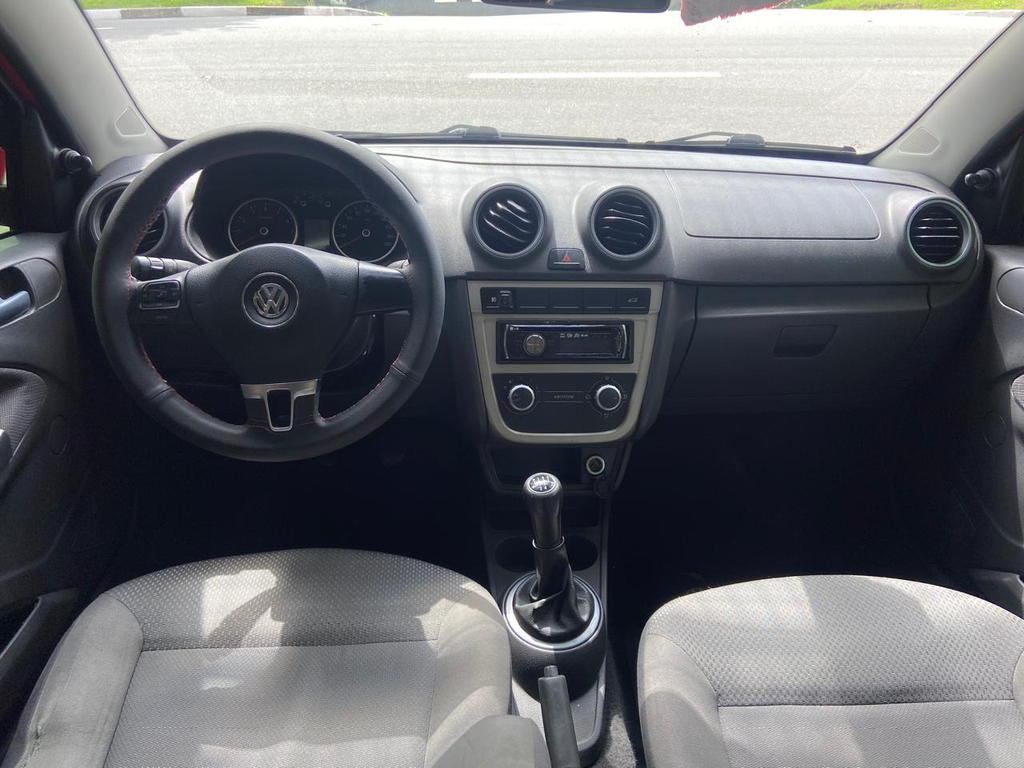 Volkswagen Voyage Vermelho