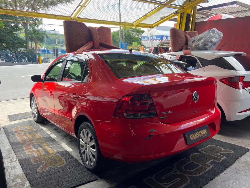 Volkswagen Voyage Vermelho