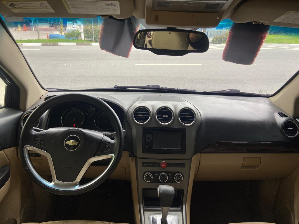 Chevrolet Captiva Preto