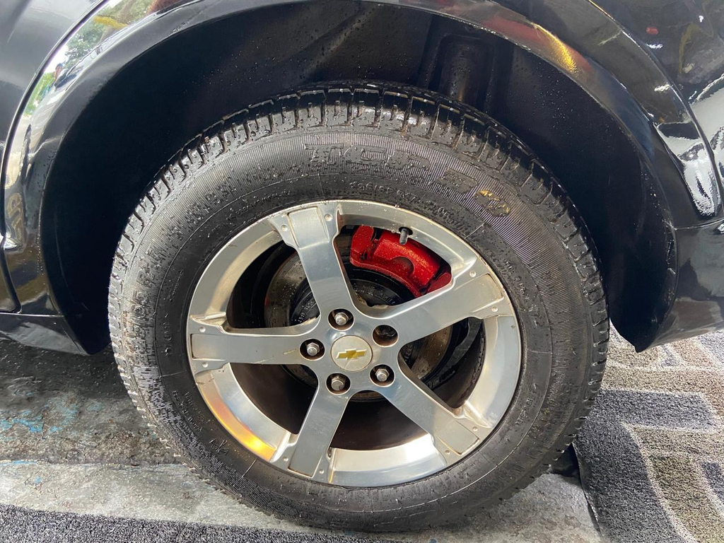Chevrolet Captiva Preto
