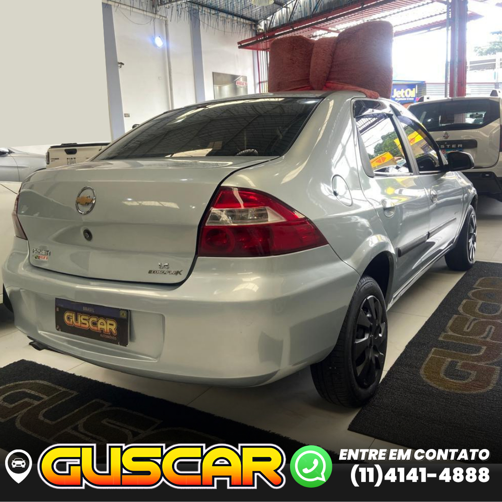 Chevrolet Prisma Prata