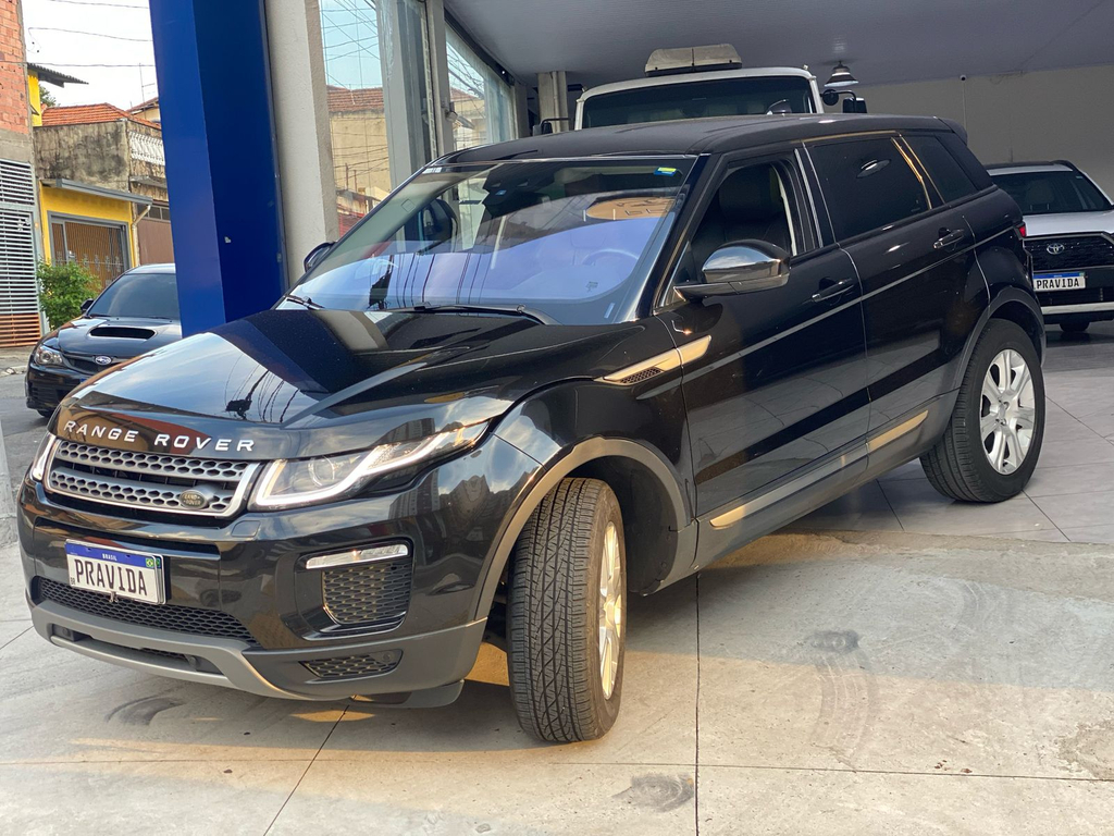 Land Rover Evoque Preto