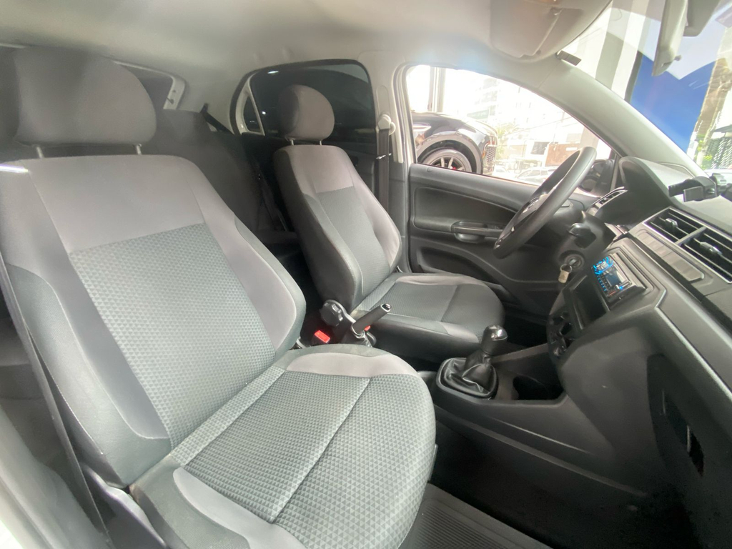 Volkswagen Gol Branco