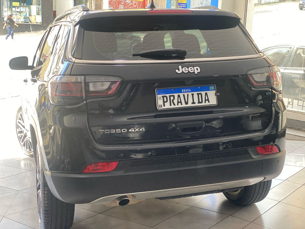 Jeep Compass Preto