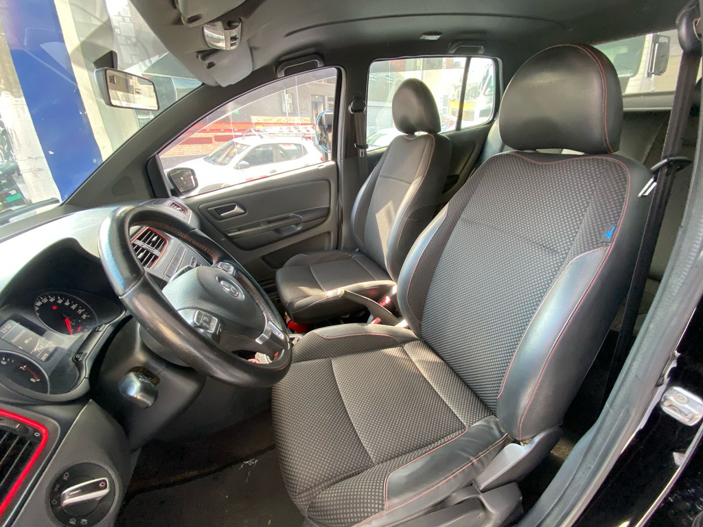 Volkswagen Fox Preto