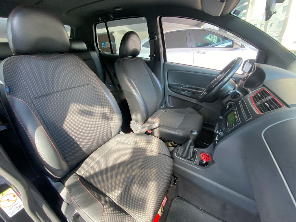 Volkswagen Fox Preto